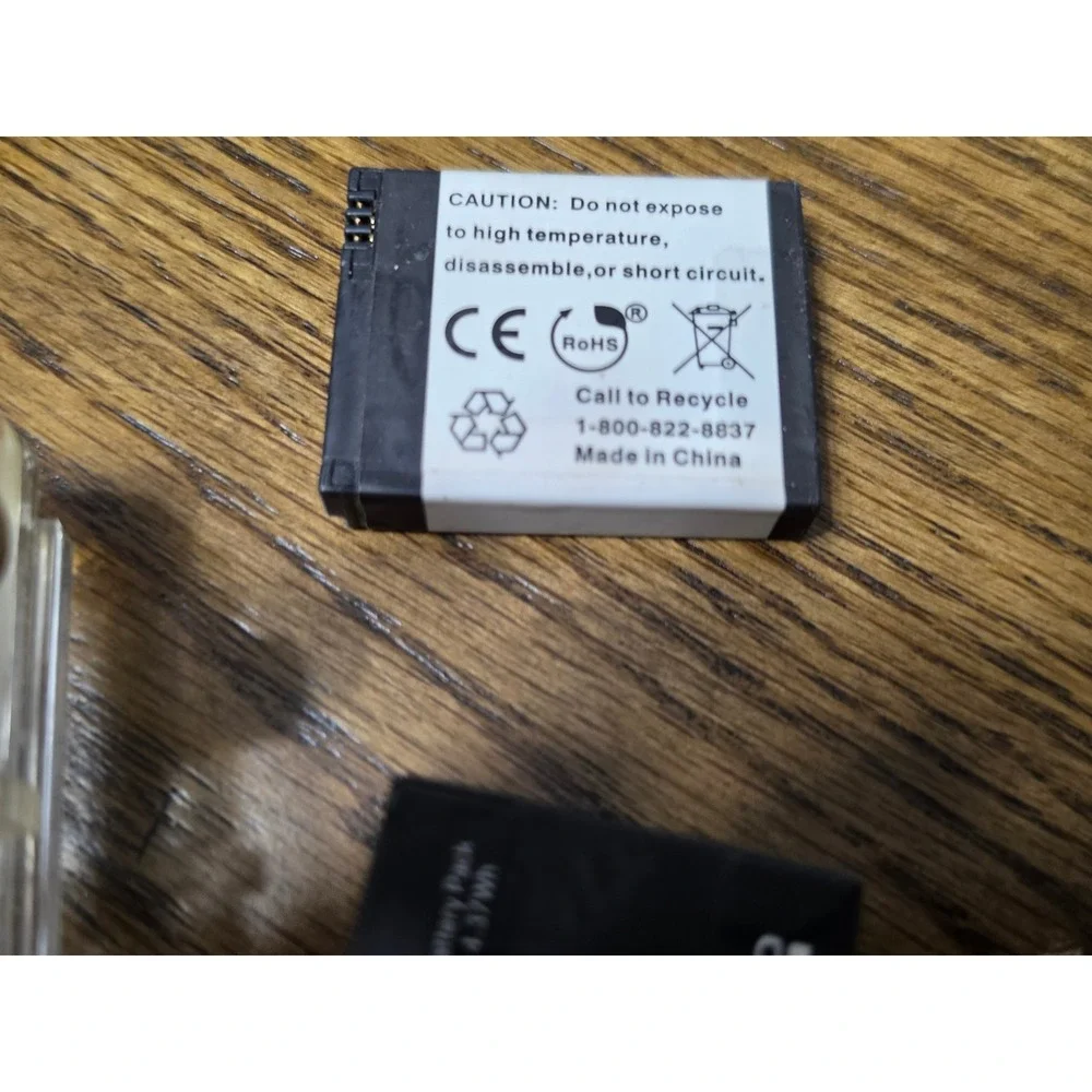 GoPro HERO2 and HERO3 Camera w Cases and Batteries for refurb parts UNTESTED